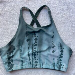 Onzie women sports bra L